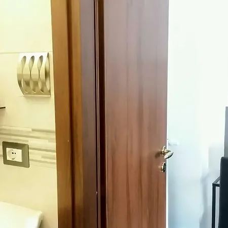 Eritrea 80 Bed & Breakfast 2*