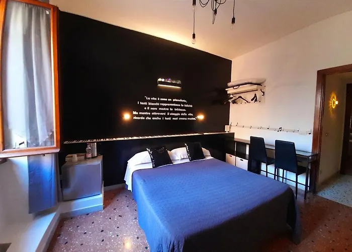 Eritrea 80 Bed & Breakfast 2*